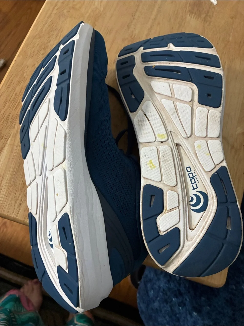 Hoka Lightweight Running Shoes  Maximalist Cushioning and Comfortable Women’s 10